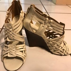Tory Burch Tevray Hurarche Wedge Cream